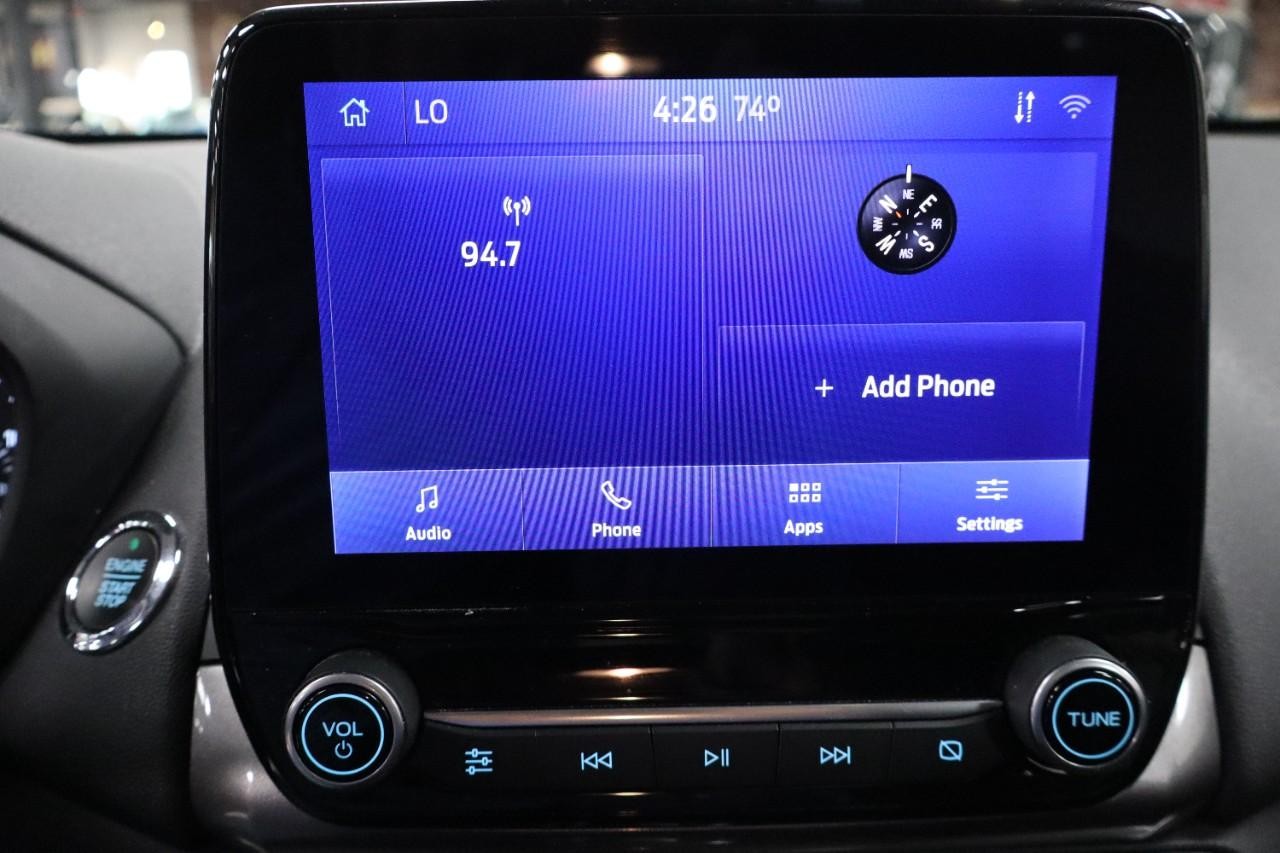 Ford EcoSport Vehicle Full-screen Gallery Image 16