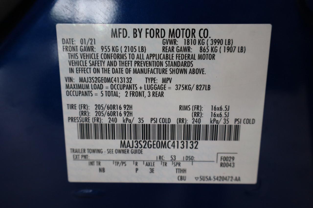 Ford EcoSport Vehicle Full-screen Gallery Image 23
