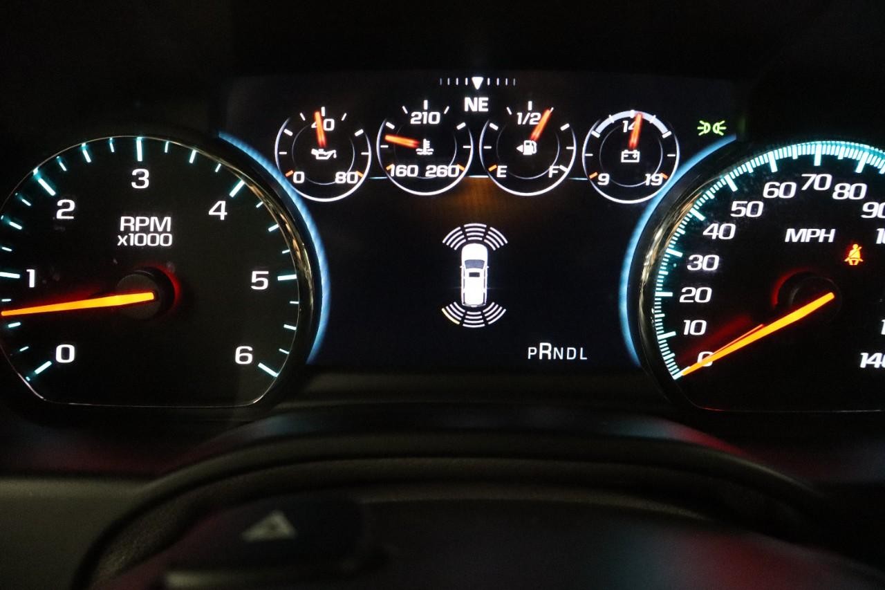 GMC Yukon Vehicle Full-screen Gallery Image 18