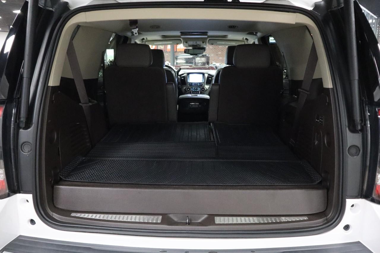 GMC Yukon Vehicle Full-screen Gallery Image 34