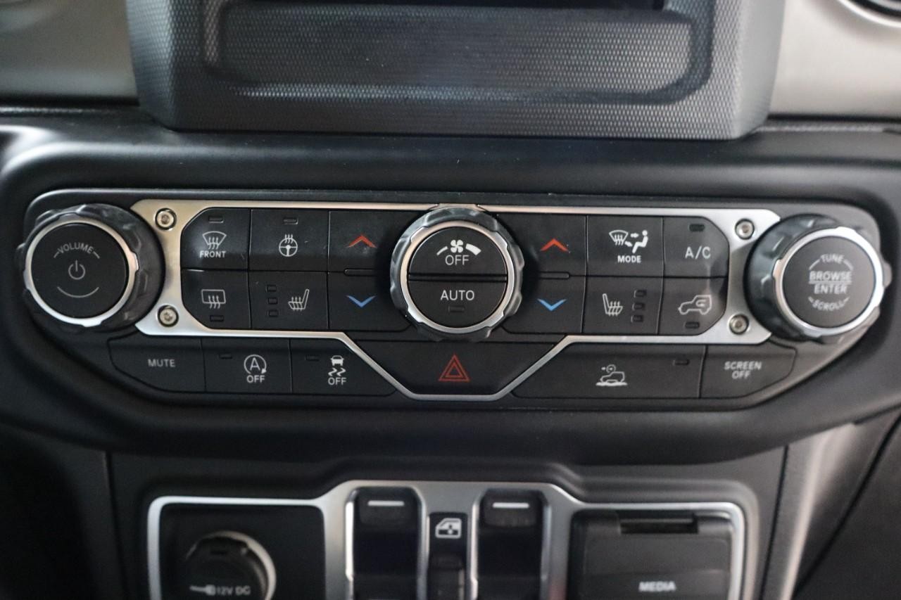 Jeep Gladiator Vehicle Full-screen Gallery Image 19