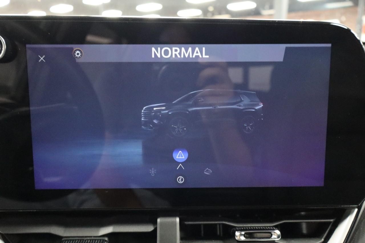 Chevrolet Equinox Vehicle Full-screen Gallery Image 25