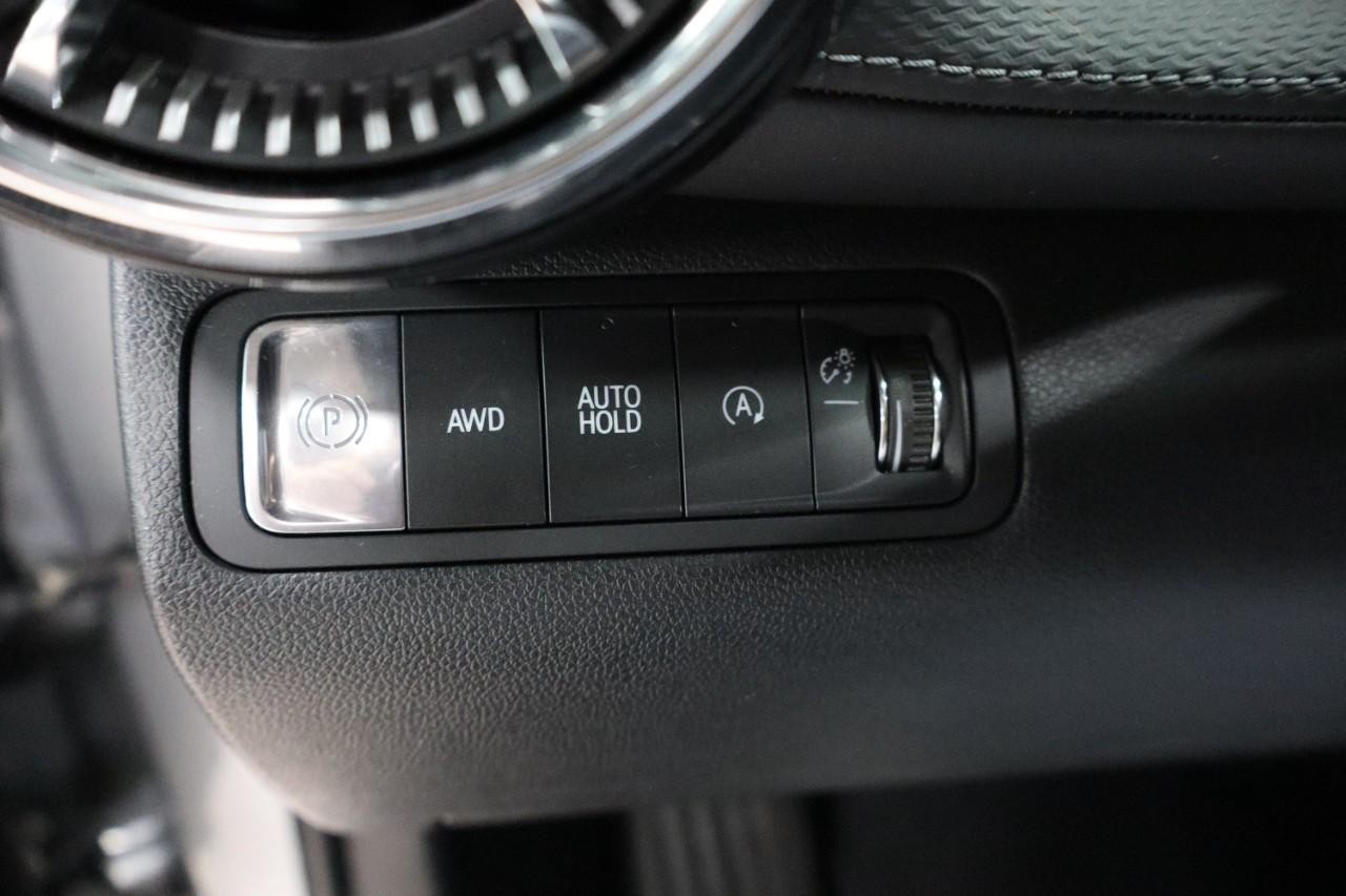 Chevrolet Equinox Vehicle Full-screen Gallery Image 28