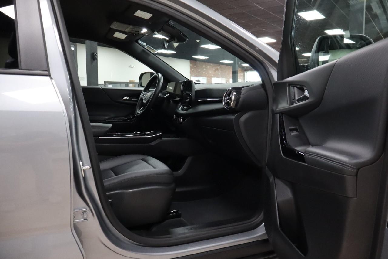 Chevrolet Equinox Vehicle Full-screen Gallery Image 36