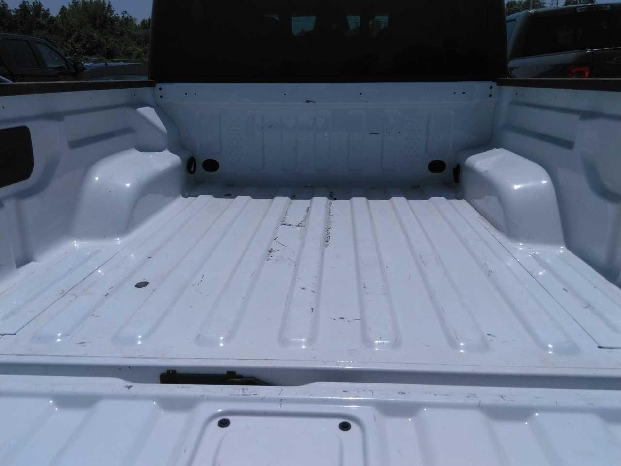 Jeep Gladiator Vehicle Full-screen Gallery Image 5
