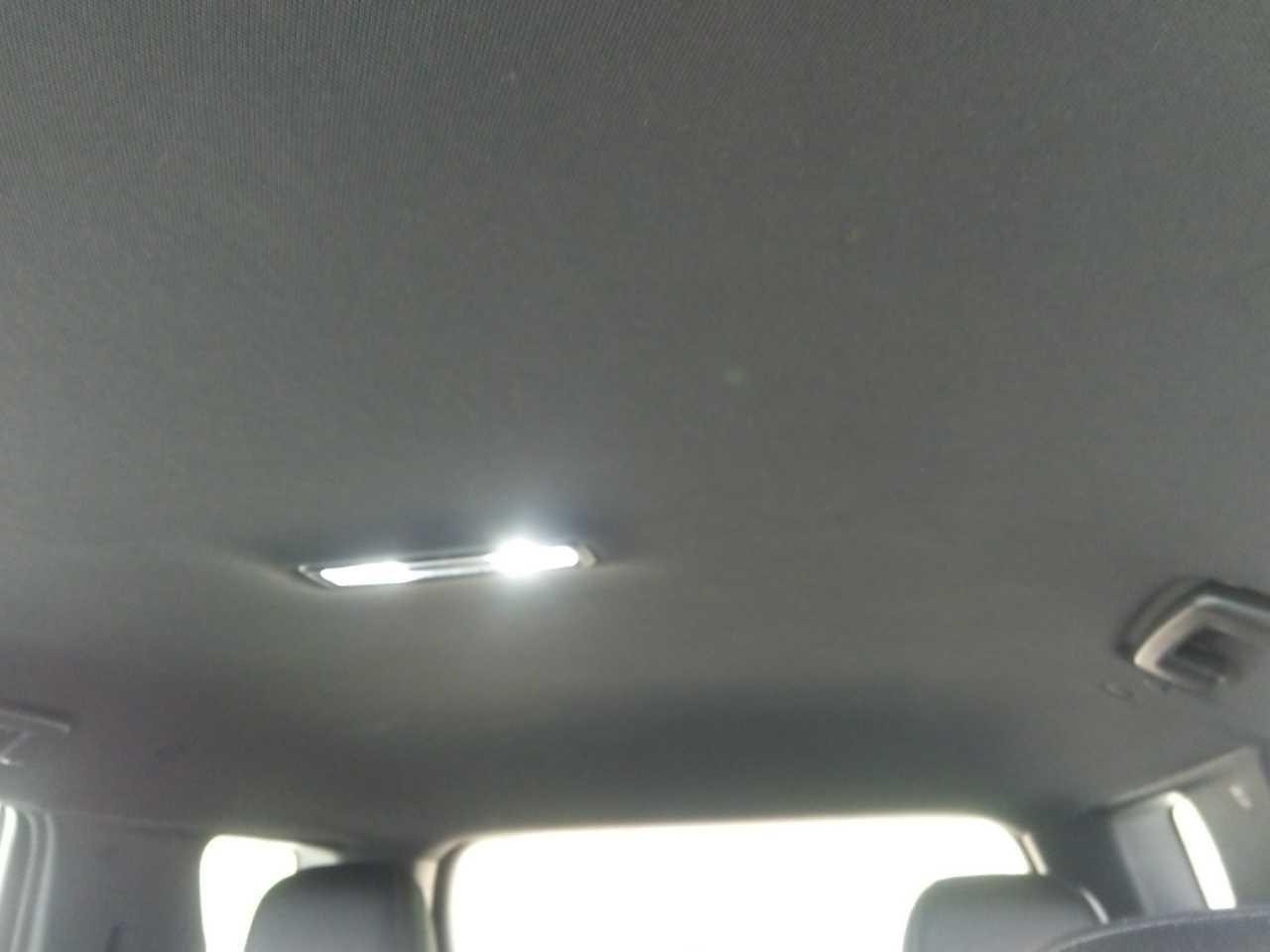 Chevrolet Equinox Vehicle Full-screen Gallery Image 7