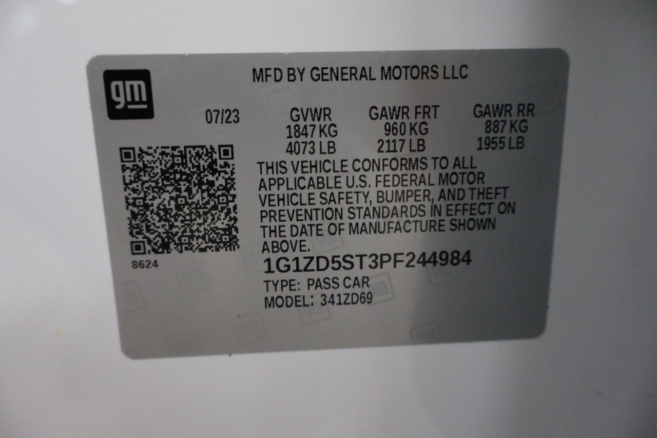Chevrolet Malibu Vehicle Full-screen Gallery Image 28