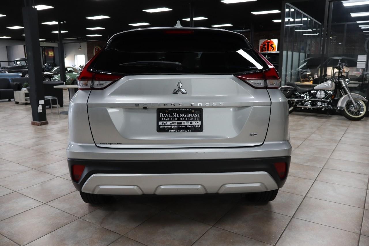 Mitsubishi Eclipse Cross Vehicle Full-screen Gallery Image 4