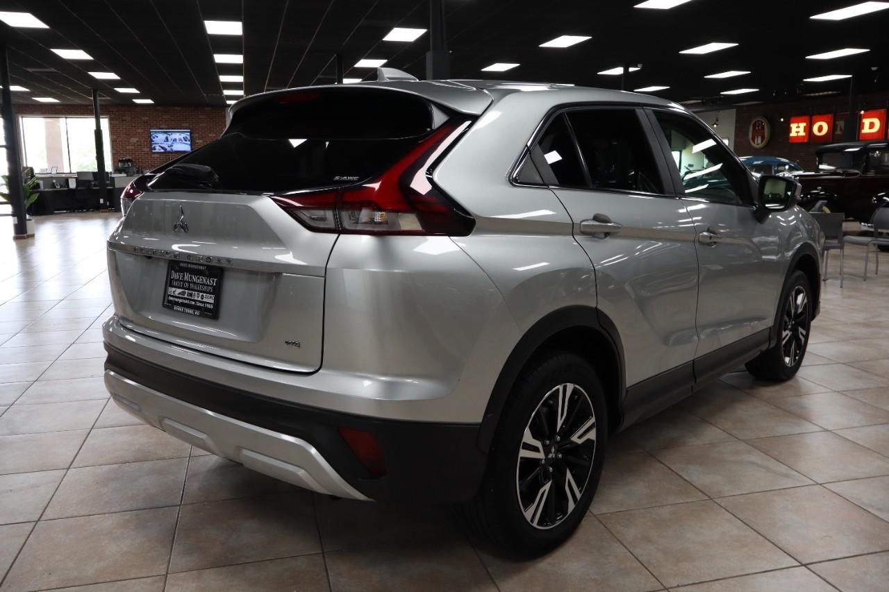 Mitsubishi Eclipse Cross Vehicle Full-screen Gallery Image 5