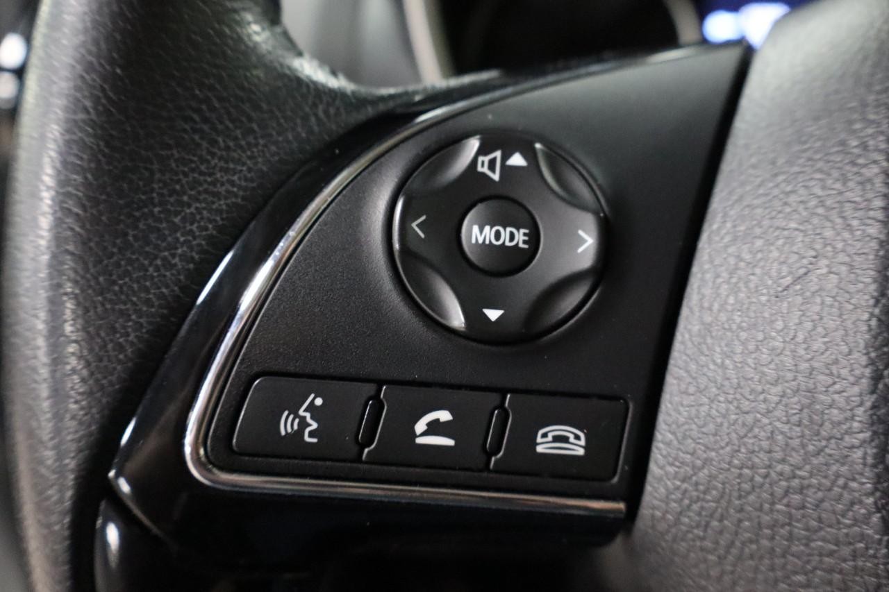 Mitsubishi Eclipse Cross Vehicle Full-screen Gallery Image 15