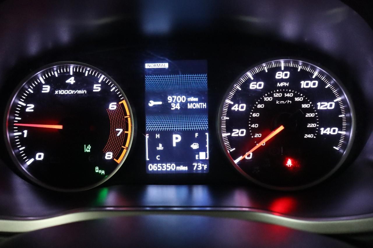 Mitsubishi Eclipse Cross Vehicle Full-screen Gallery Image 17