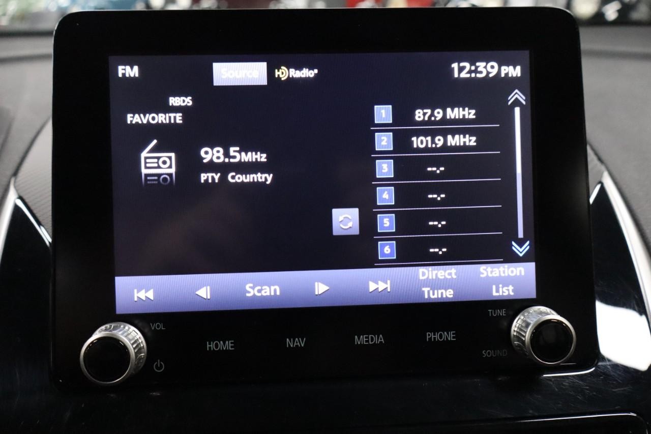 Mitsubishi Eclipse Cross Vehicle Full-screen Gallery Image 19