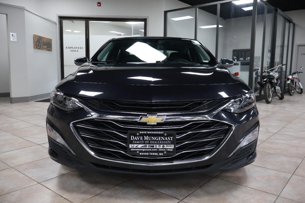 Chevrolet Malibu Vehicle Full-screen Gallery Image 8