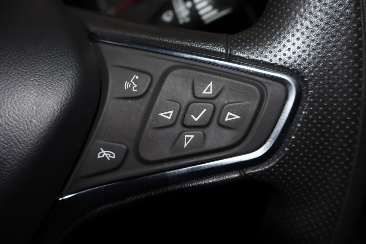 Chevrolet Malibu Vehicle Full-screen Gallery Image 15