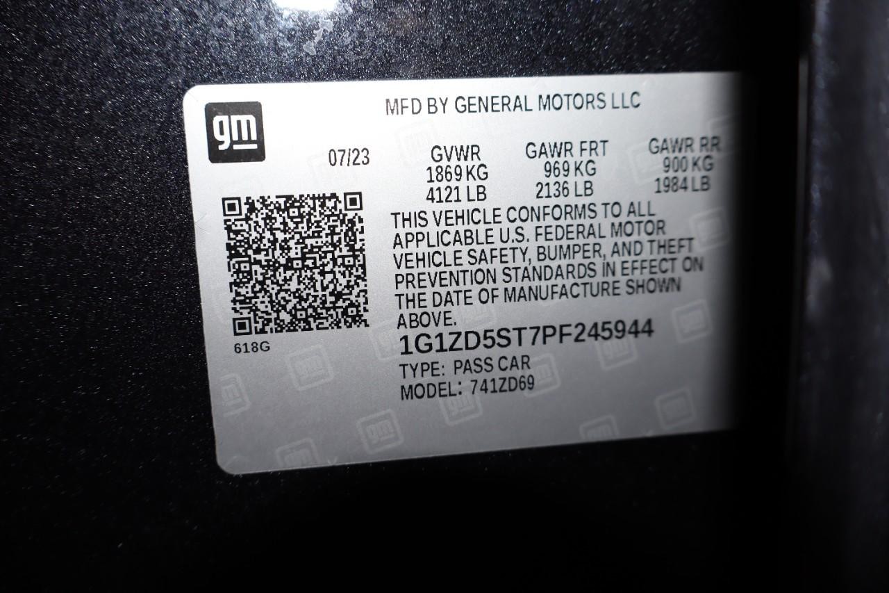 Chevrolet Malibu Vehicle Full-screen Gallery Image 29