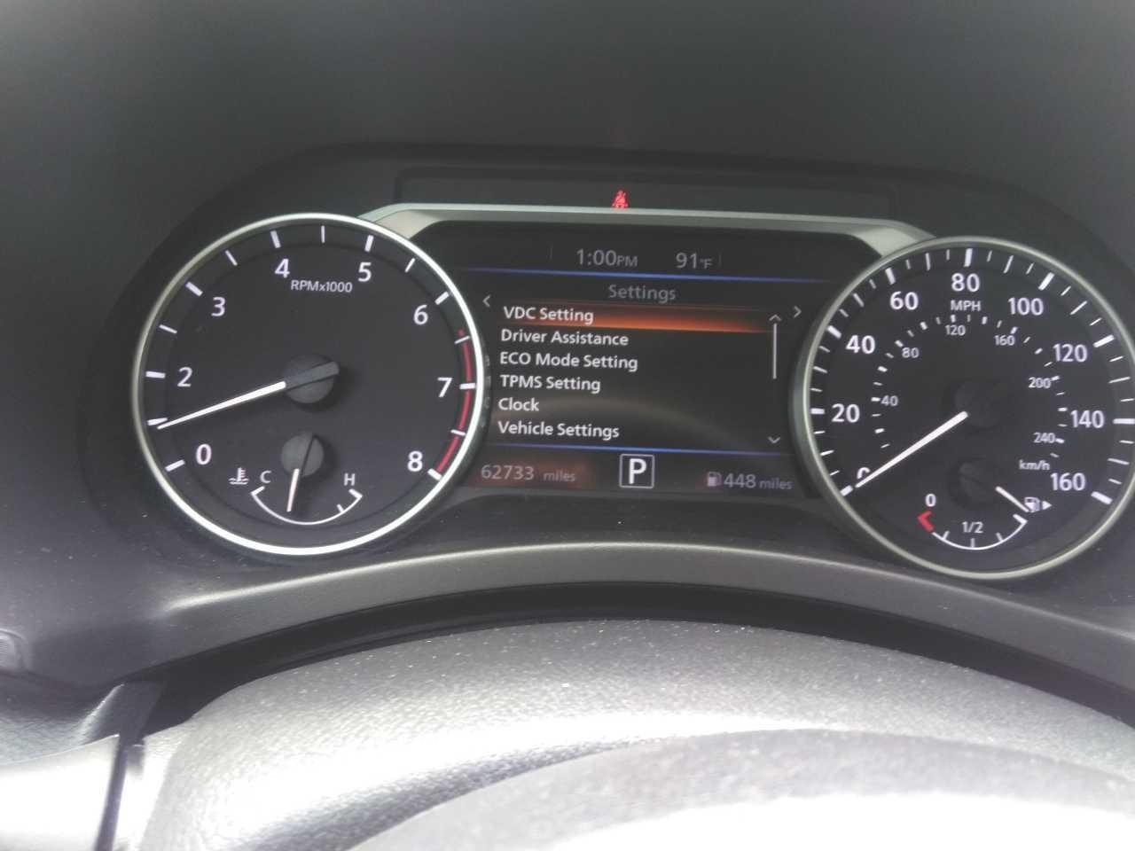 Nissan Sentra Vehicle Full-screen Gallery Image 6