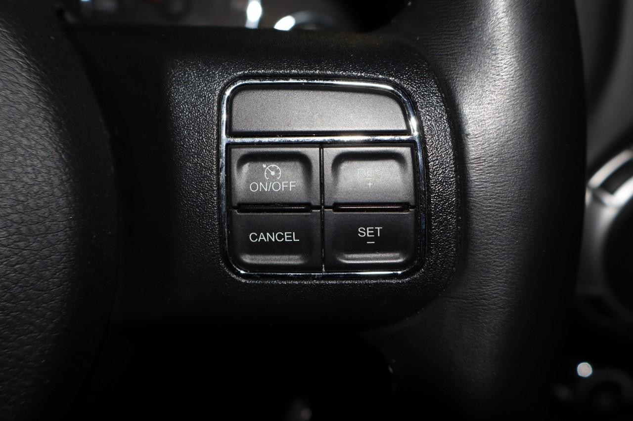 Jeep Wrangler Unlimited Vehicle Full-screen Gallery Image 15