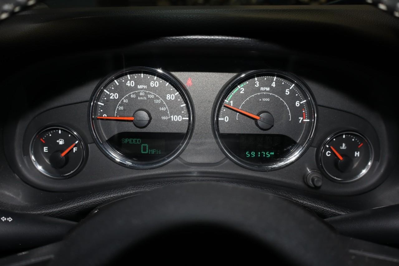 Jeep Wrangler Unlimited Vehicle Full-screen Gallery Image 16