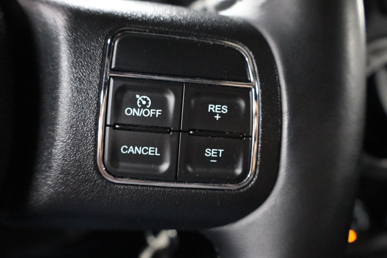 Jeep Wrangler Unlimited Vehicle Full-screen Gallery Image 15