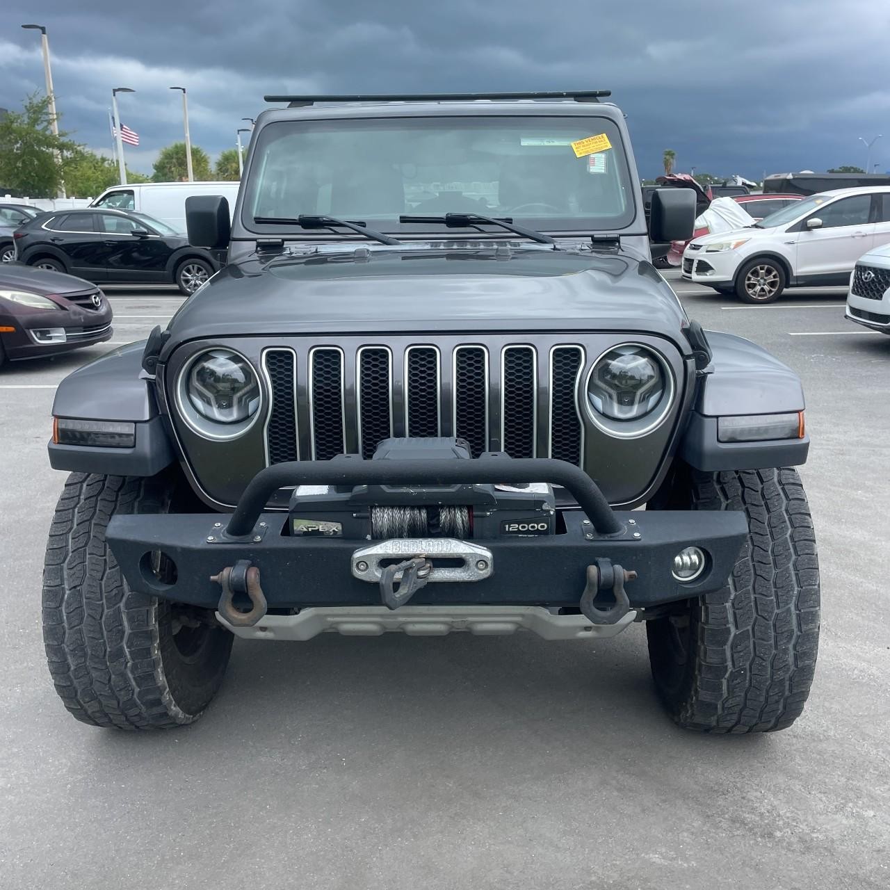 Jeep Wrangler Unlimited Vehicle Full-screen Gallery Image 8