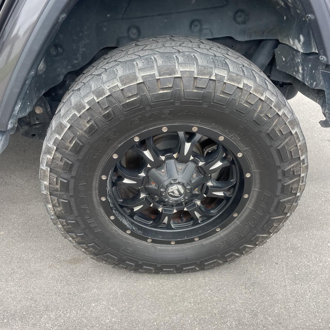 Jeep Wrangler Unlimited Vehicle Full-screen Gallery Image 21