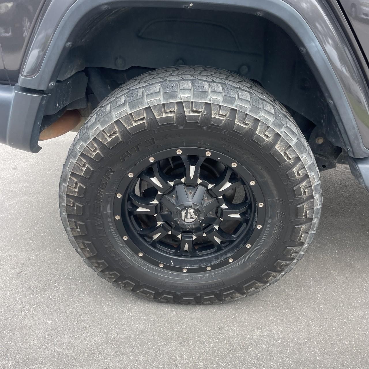 Jeep Wrangler Unlimited Vehicle Full-screen Gallery Image 22