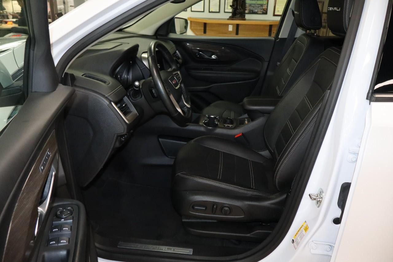 GMC Terrain Vehicle Full-screen Gallery Image 9