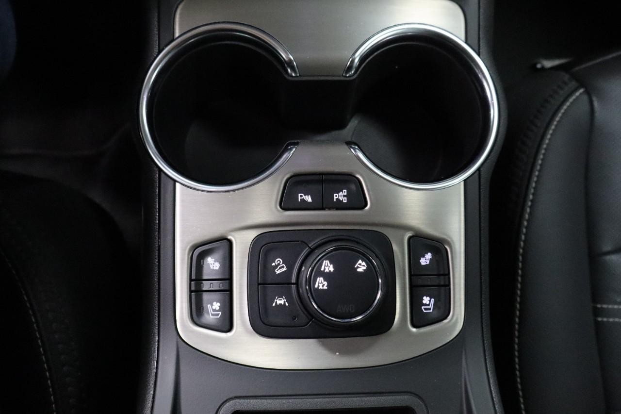 GMC Terrain Vehicle Full-screen Gallery Image 25