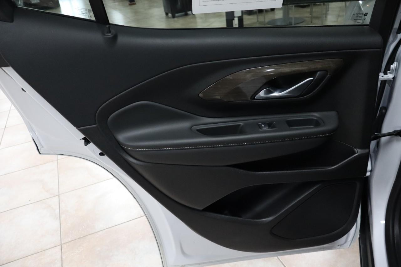 GMC Terrain Vehicle Full-screen Gallery Image 31