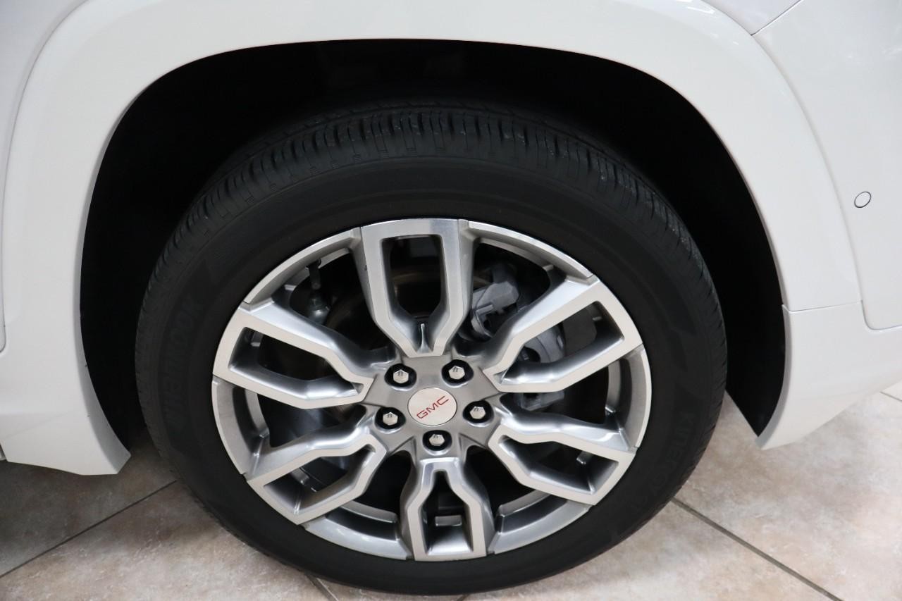 GMC Terrain Vehicle Full-screen Gallery Image 41
