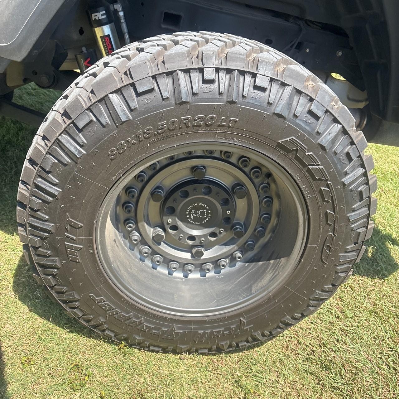 Jeep Gladiator Vehicle Full-screen Gallery Image 20