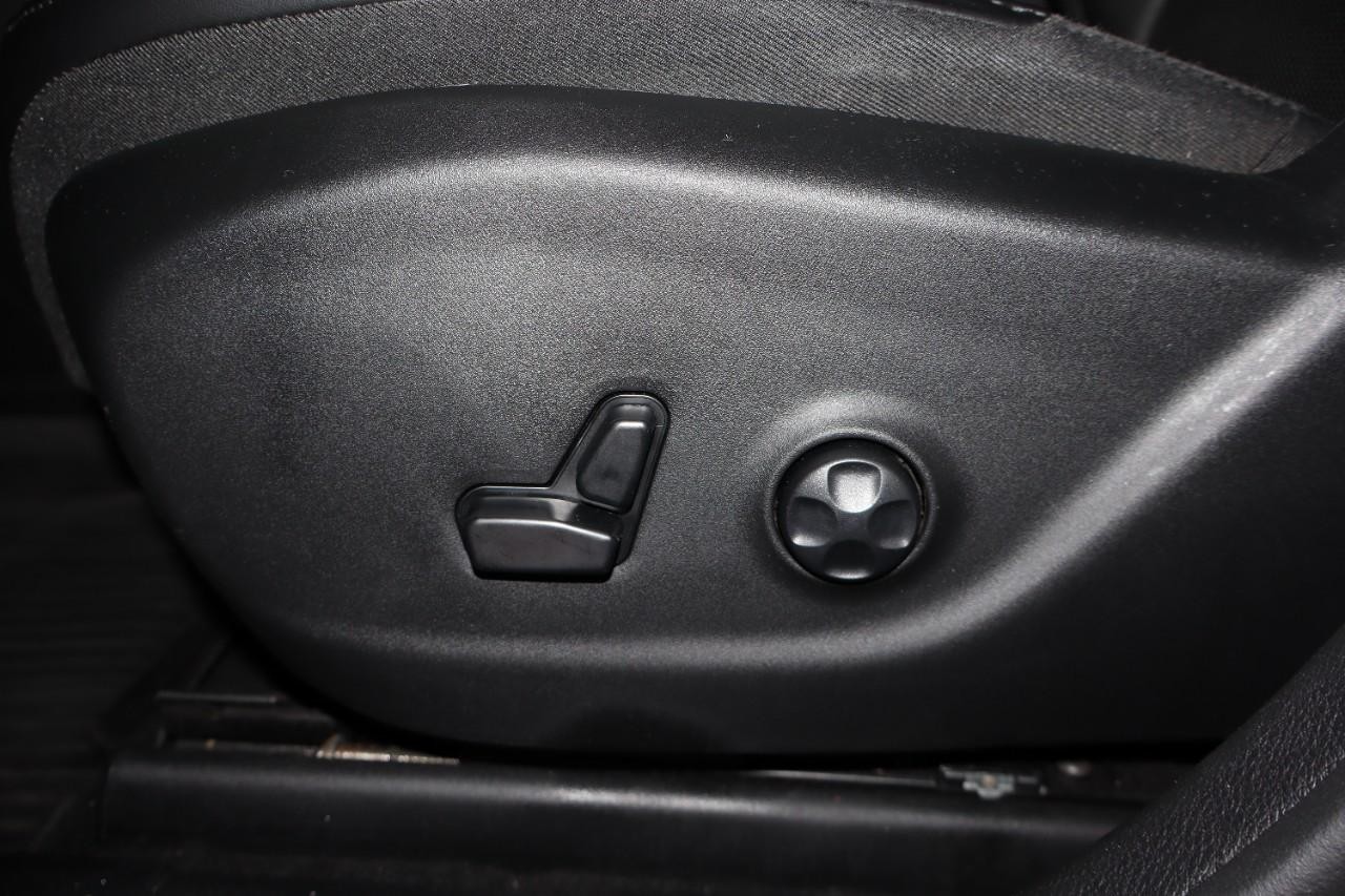 Jeep Cherokee Vehicle Full-screen Gallery Image 11
