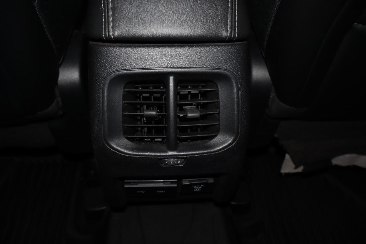Jeep Cherokee Vehicle Full-screen Gallery Image 26