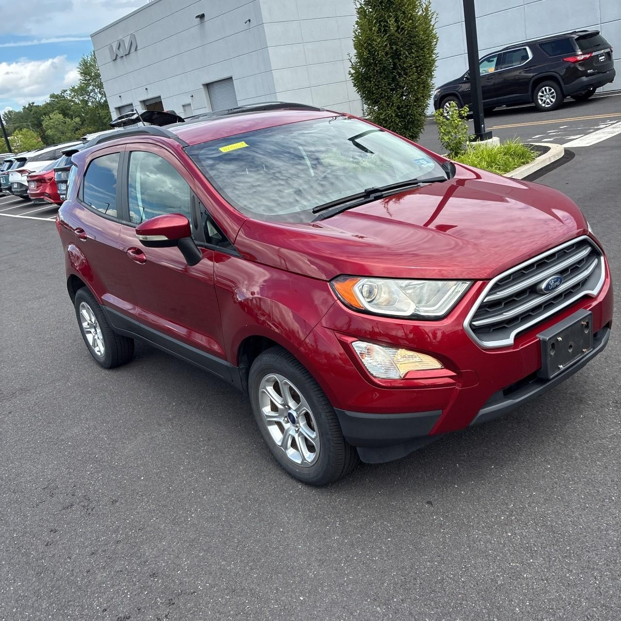 Ford EcoSport Vehicle Full-screen Gallery Image 7