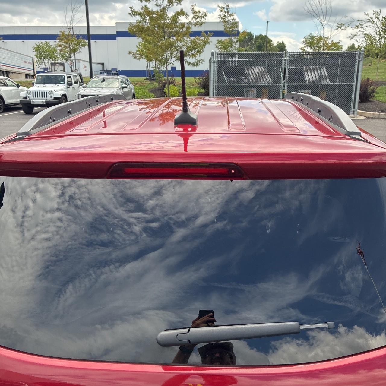 Ford EcoSport Vehicle Full-screen Gallery Image 9