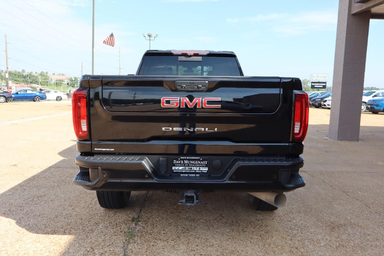 GMC Sierra 2500HD Vehicle Full-screen Gallery Image 6