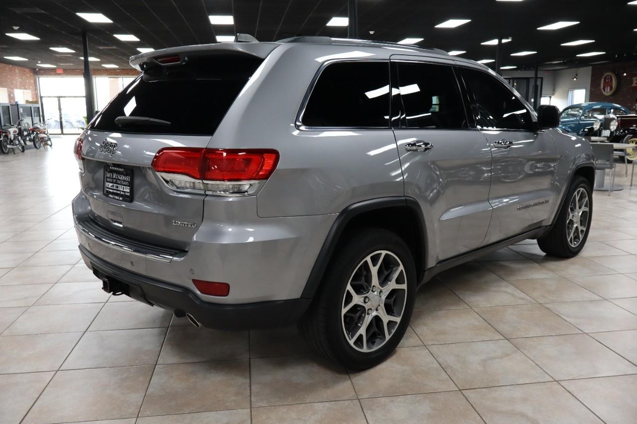 Jeep Grand Cherokee Vehicle Full-screen Gallery Image 6