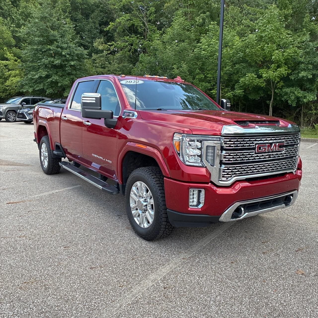 GMC Sierra 2500HD Vehicle Full-screen Gallery Image 6