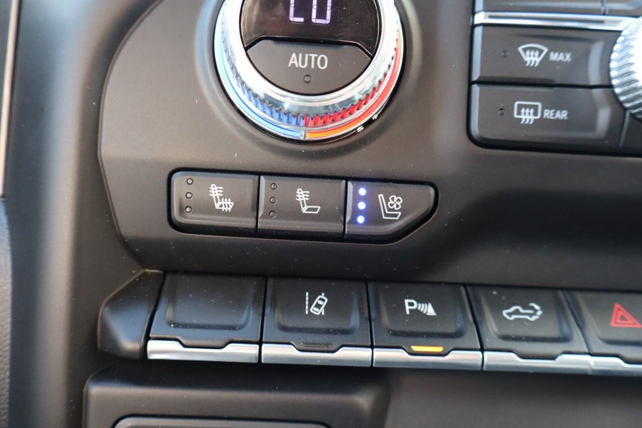 GMC Sierra 2500HD Vehicle Full-screen Gallery Image 22