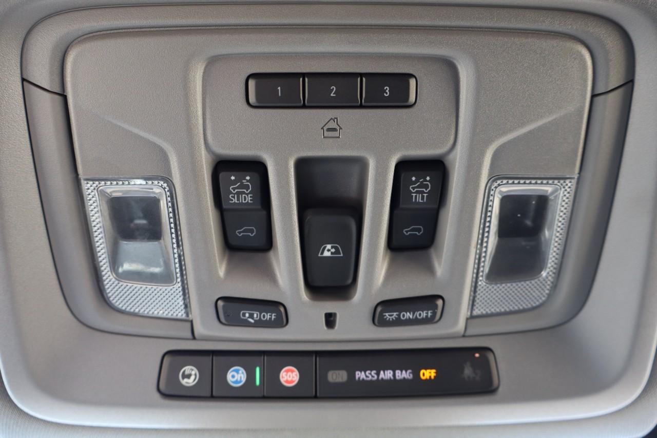 GMC Sierra 2500HD Vehicle Full-screen Gallery Image 27
