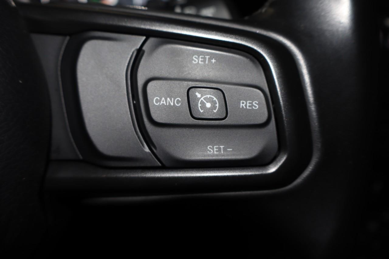 Jeep Wrangler Vehicle Full-screen Gallery Image 14