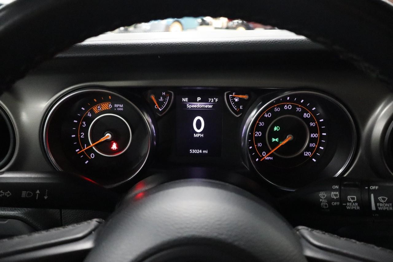 Jeep Wrangler Vehicle Full-screen Gallery Image 15