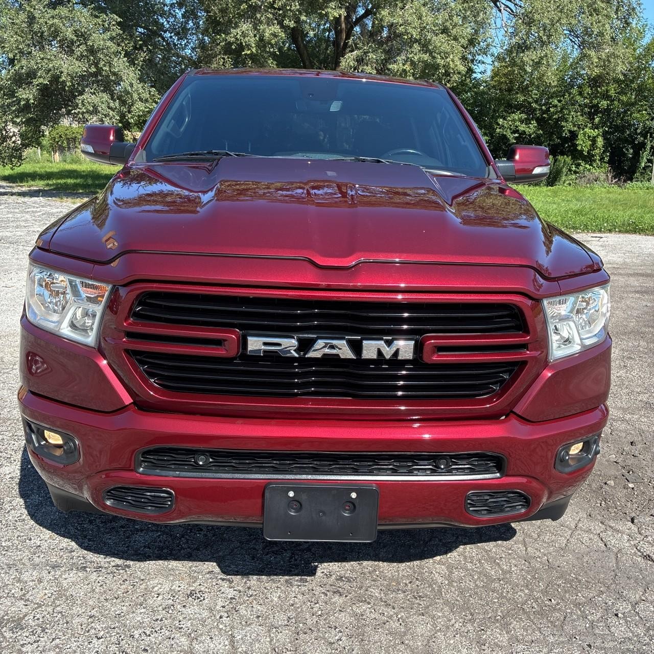 Ram 1500 Vehicle Full-screen Gallery Image 8