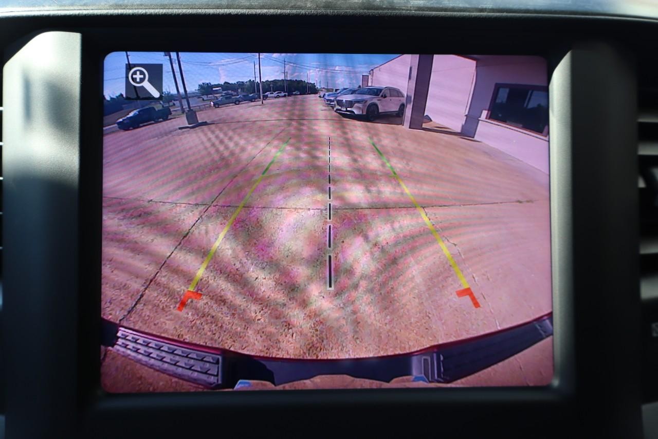 Ram 1500 Vehicle Full-screen Gallery Image 18