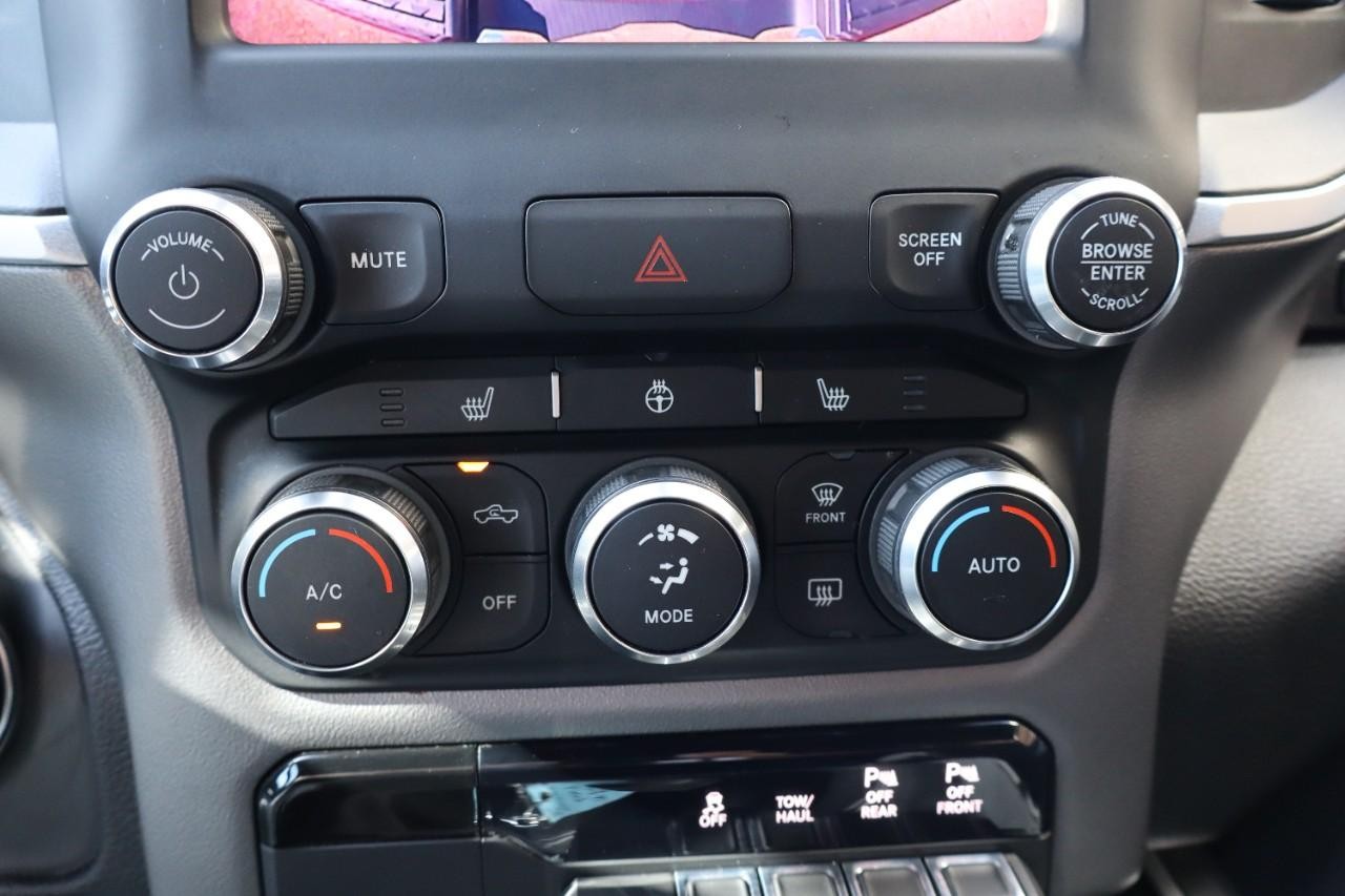 Ram 1500 Vehicle Full-screen Gallery Image 19