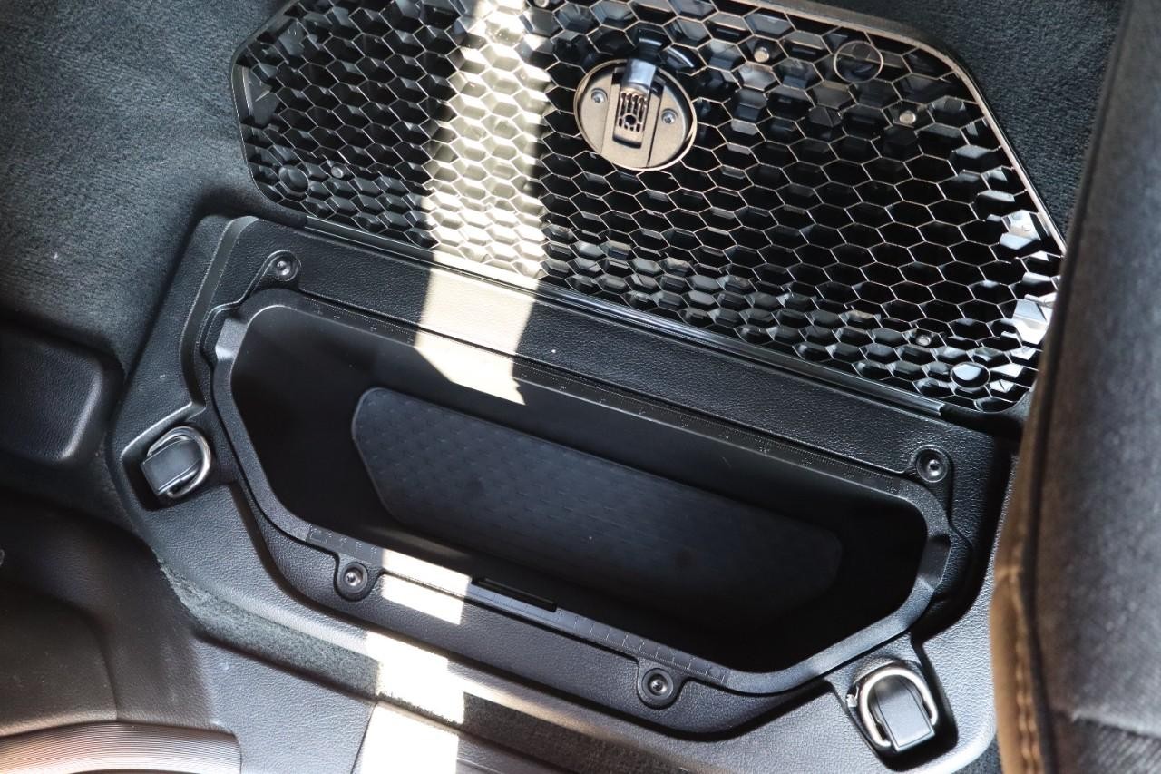 Ram 1500 Vehicle Full-screen Gallery Image 23