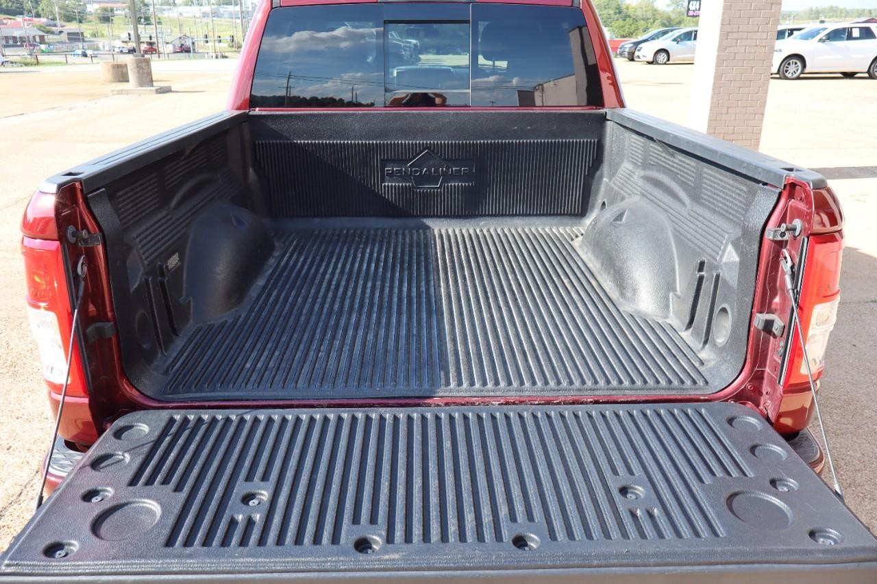Ram 1500 Vehicle Full-screen Gallery Image 25
