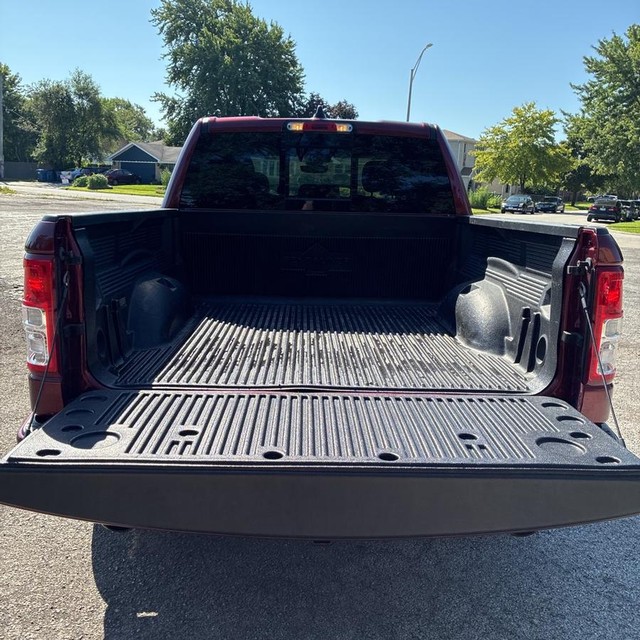Ram 1500 Vehicle Full-screen Gallery Image 20