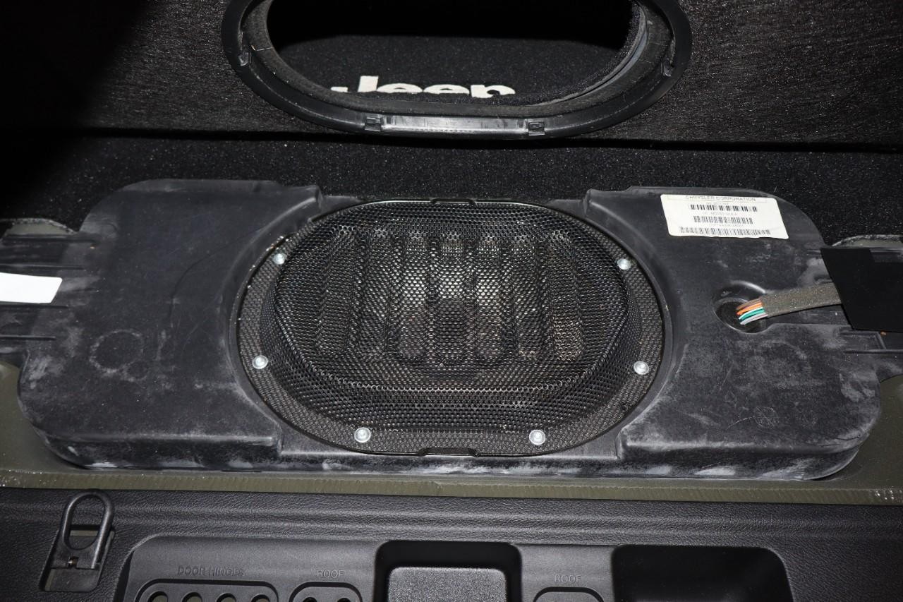 Jeep Wrangler Unlimited Vehicle Full-screen Gallery Image 22