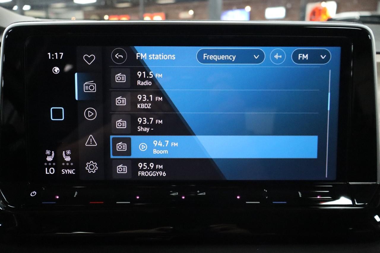 Volkswagen Atlas Vehicle Full-screen Gallery Image 19
